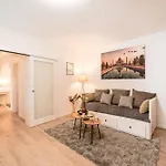 Athena - Inima Pietei Unirii - By Openhouse טימישוארה