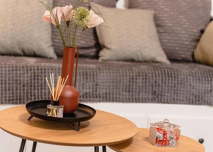 Athena - Inima Pietei Unirii - By Openhouse Apartment *