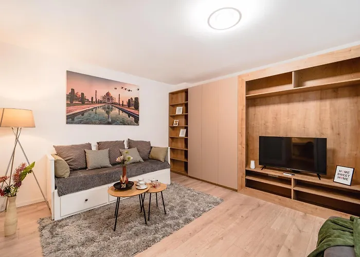 Athena - Inima Pietei Unirii - By Openhouse Apartment *